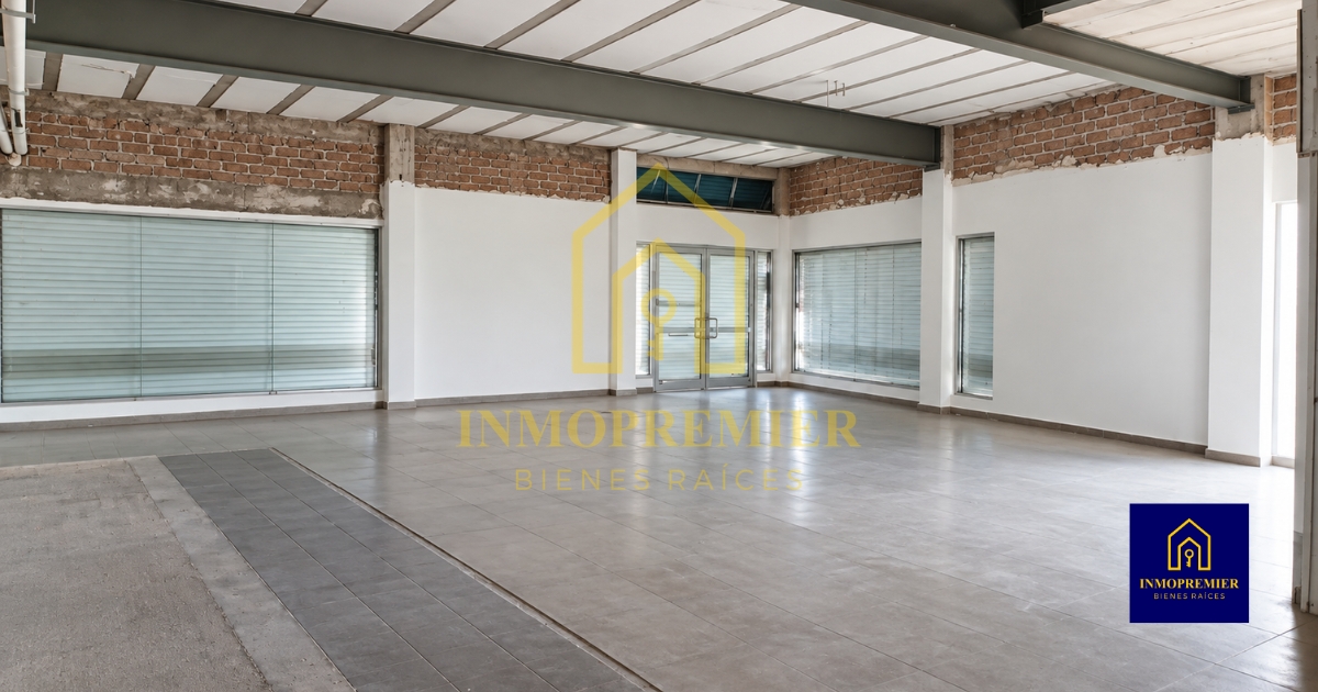 Espacio interior abierto de local comercial en renta en colonia Industrial